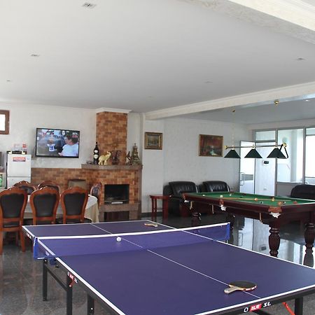 Hotel 725 巴统 外观 照片